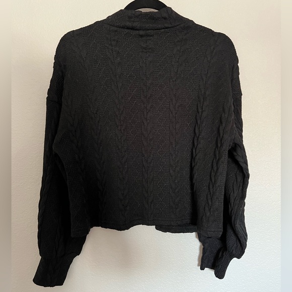 NWOT black cable knit 3/4 sleeve shirt - Picture 6 of 6